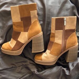 Universal Thread Tan and Brown Patchwork Heeled Boots
